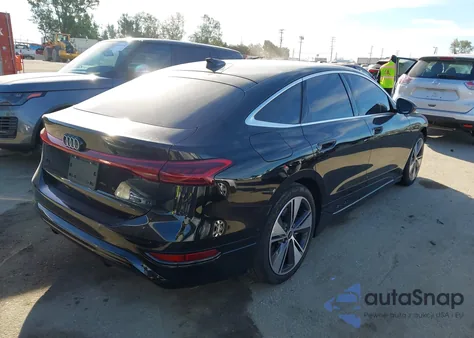 2025 Audi A6 E-Tron Prestige z USA, uszkodzony, nr VIN WAU3DAGH2SA026919